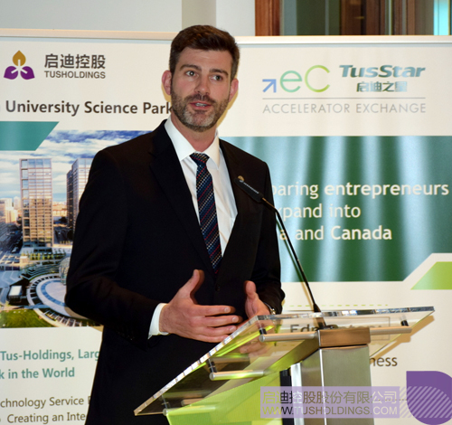 日韩人妻鲁交色情精品视频