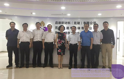 日韩人妻鲁交色情精品视频