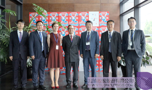 日韩人妻鲁交色情精品视频