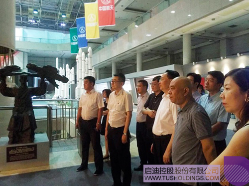 日韩人妻鲁交色情精品视频