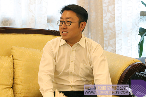 日韩人妻鲁交色情精品视频