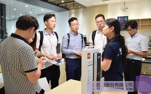 日韩人妻鲁交色情精品视频