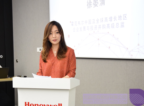 日韩人妻鲁交色情精品视频