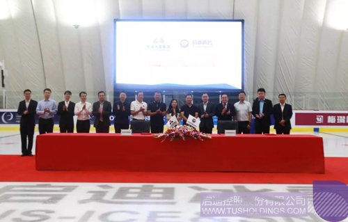 日韩人妻鲁交色情精品视频