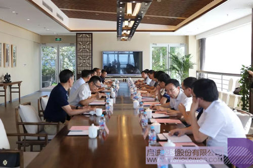 日韩人妻鲁交色情精品视频