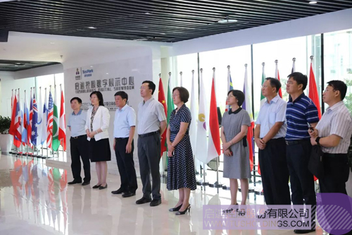 日韩人妻鲁交色情精品视频