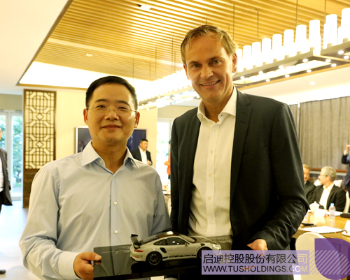 日韩人妻鲁交色情精品视频