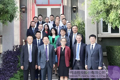 日韩人妻鲁交色情精品视频