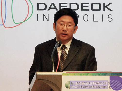 日韩人妻鲁交色情精品视频