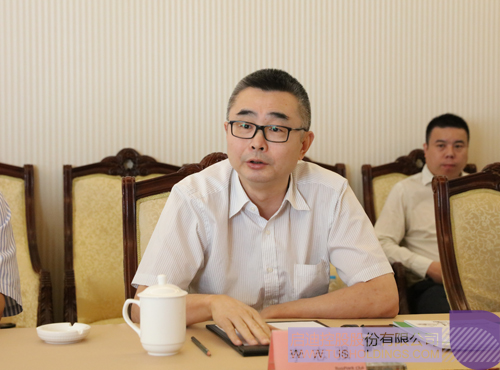 日韩人妻鲁交色情精品视频