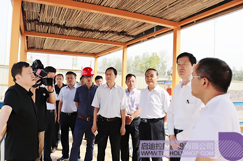 日韩人妻鲁交色情精品视频