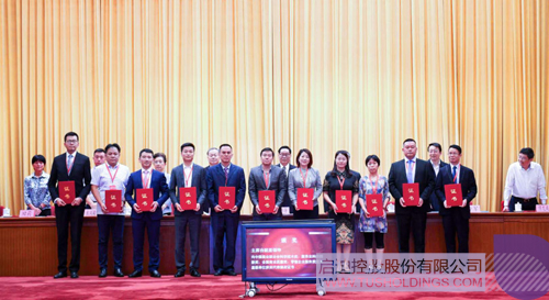 日韩人妻鲁交色情精品视频