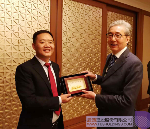 日韩人妻鲁交色情精品视频