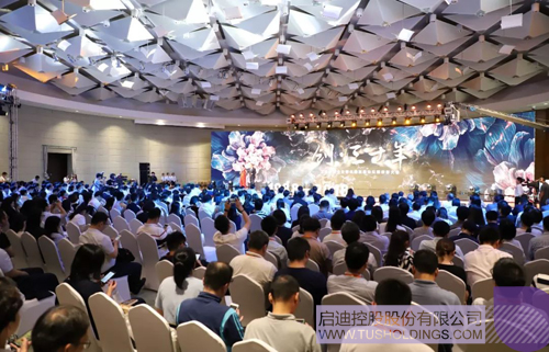 日韩人妻鲁交色情精品视频