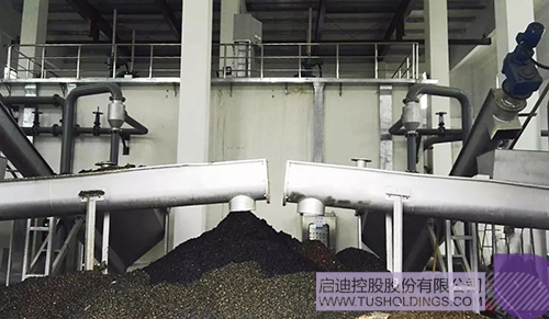 日韩人妻鲁交色情精品视频