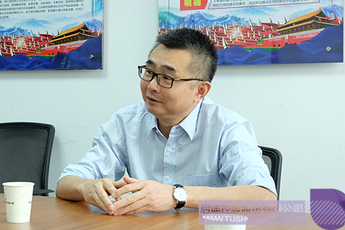 日韩人妻鲁交色情精品视频