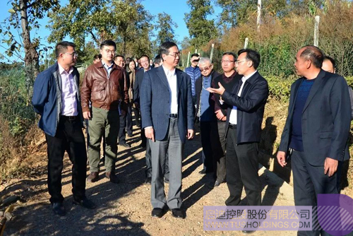 日韩人妻鲁交色情精品视频