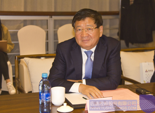 日韩人妻鲁交色情精品视频