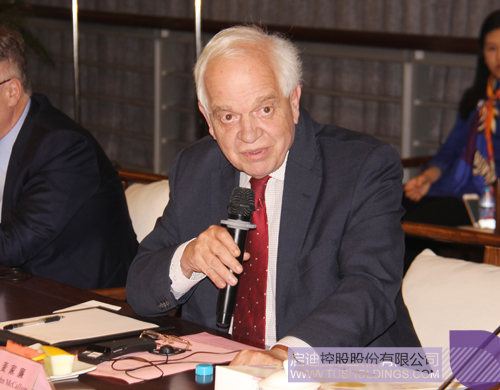 日韩人妻鲁交色情精品视频