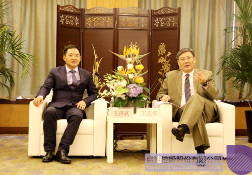 日韩人妻鲁交色情精品视频