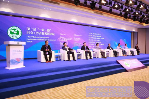 日韩人妻鲁交色情精品视频