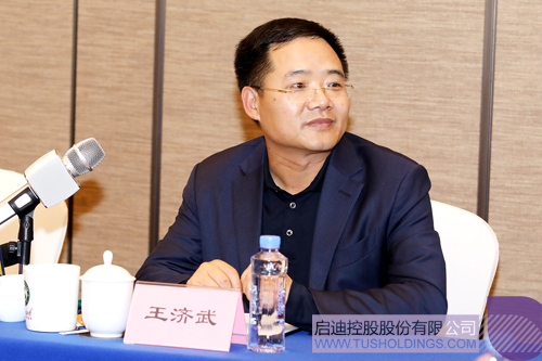 日韩人妻鲁交色情精品视频