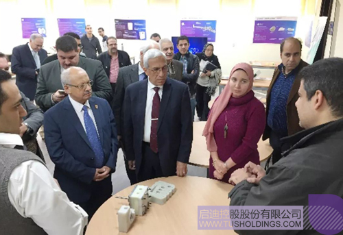 日韩人妻鲁交色情精品视频