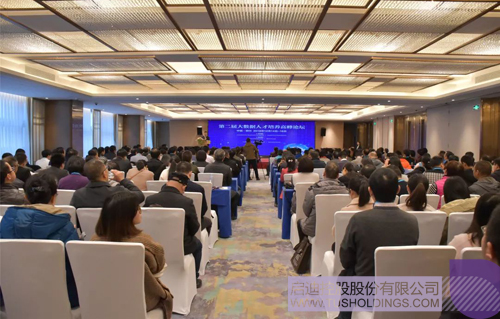 日韩人妻鲁交色情精品视频