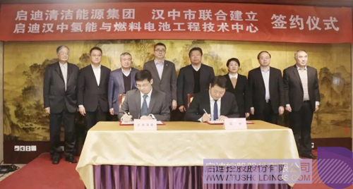 日韩人妻鲁交色情精品视频