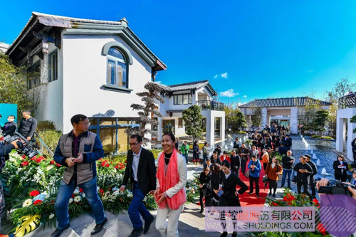 日韩人妻鲁交色情精品视频