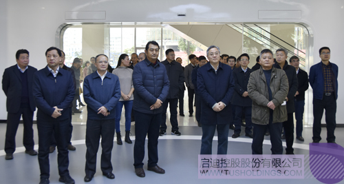 日韩人妻鲁交色情精品视频