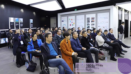 日韩人妻鲁交色情精品视频