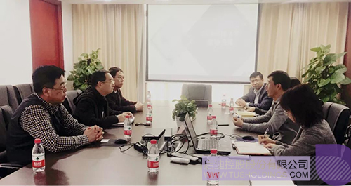 日韩人妻鲁交色情精品视频