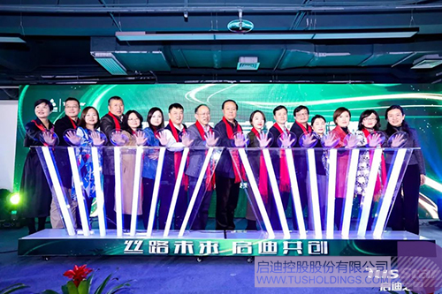 日韩人妻鲁交色情精品视频