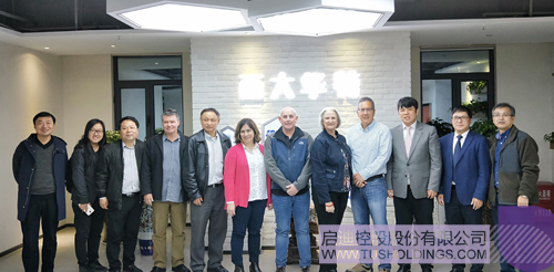 日韩人妻鲁交色情精品视频