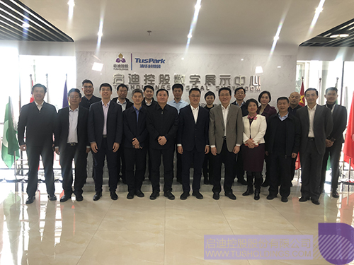 日韩人妻鲁交色情精品视频