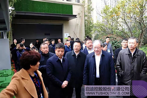 日韩人妻鲁交色情精品视频