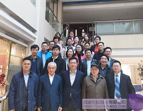 日韩人妻鲁交色情精品视频