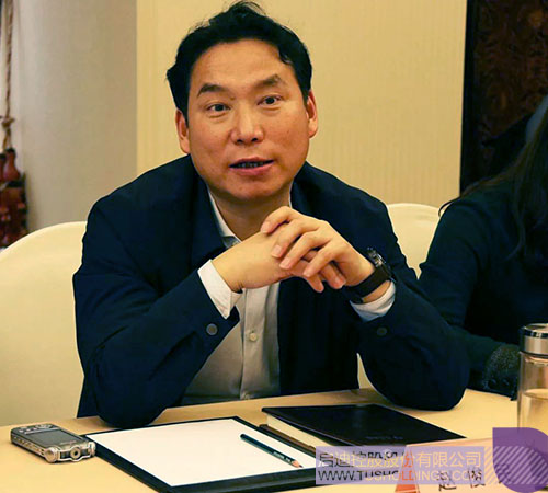 日韩人妻鲁交色情精品视频