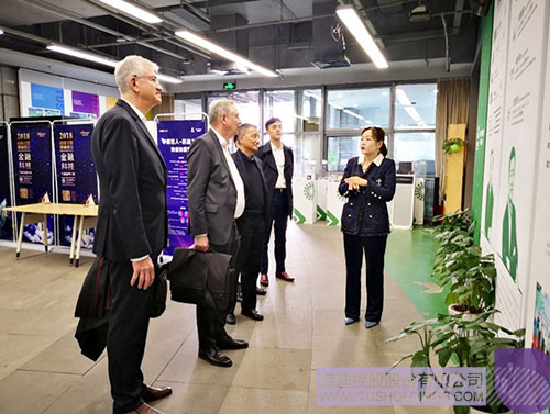 日韩人妻鲁交色情精品视频