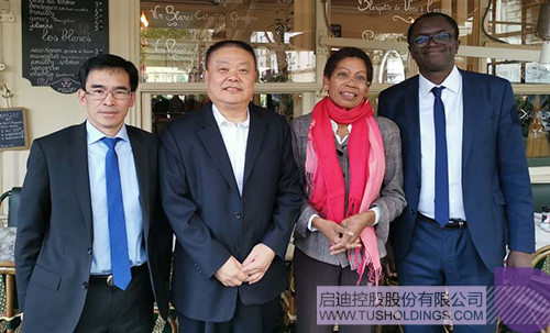 日韩人妻鲁交色情精品视频