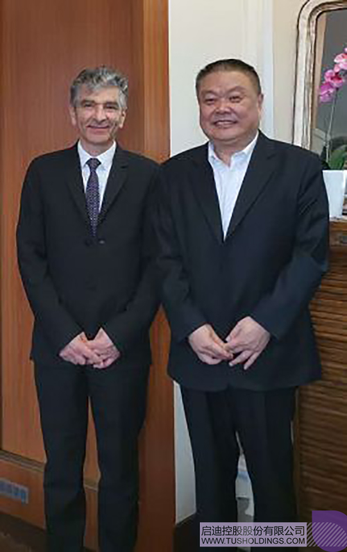 日韩人妻鲁交色情精品视频