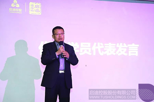 日韩人妻鲁交色情精品视频