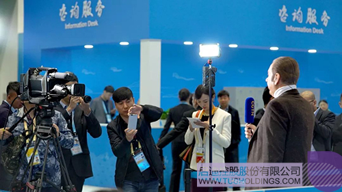 日韩人妻鲁交色情精品视频