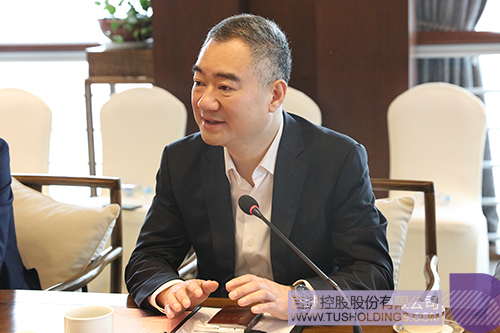 日韩人妻鲁交色情精品视频