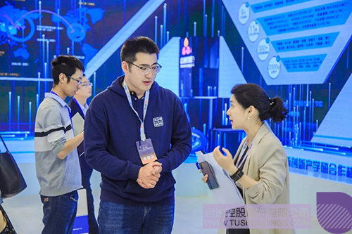 日韩人妻鲁交色情精品视频