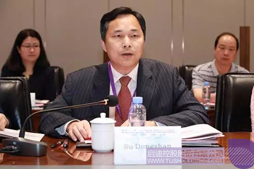 日韩人妻鲁交色情精品视频