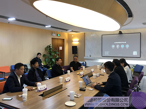 日韩人妻鲁交色情精品视频