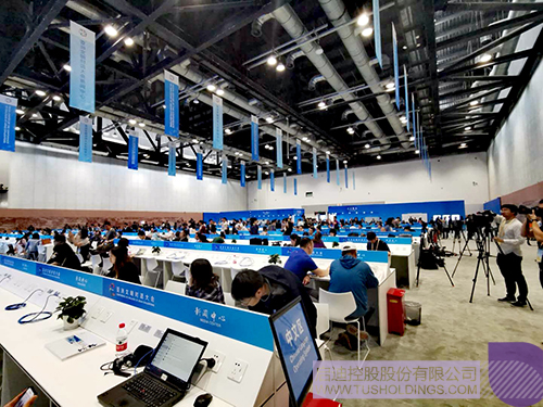 日韩人妻鲁交色情精品视频