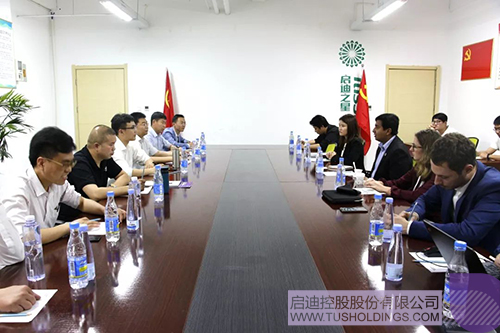 日韩人妻鲁交色情精品视频